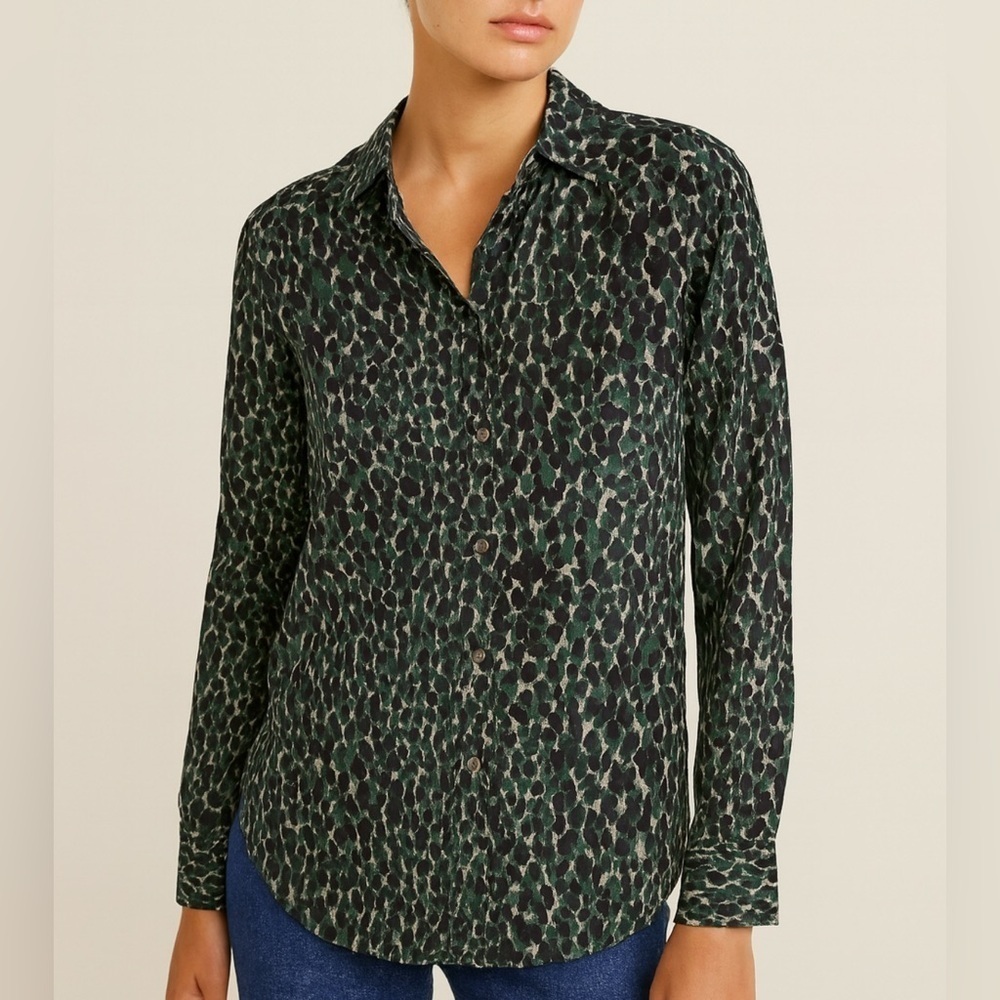 Equipment silk animal print button Down top